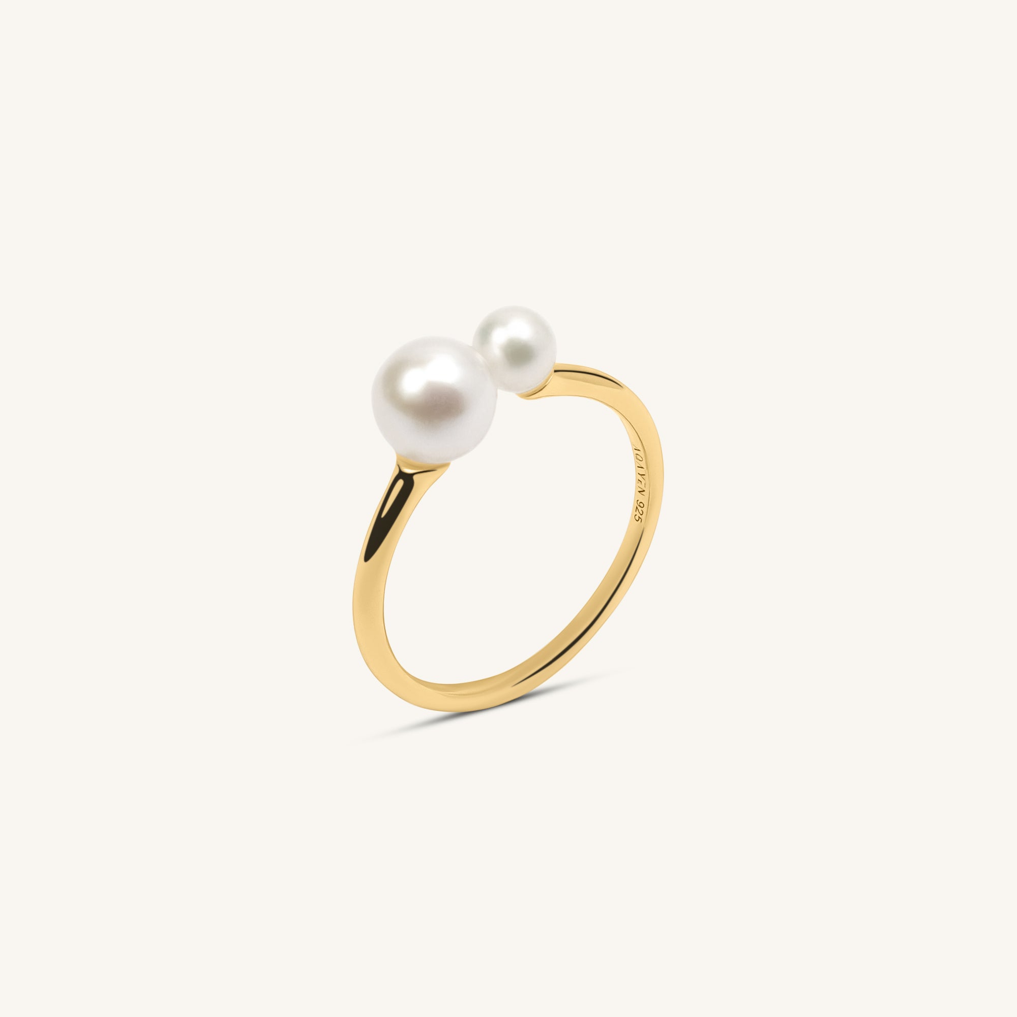 The Yin & Yang Ring